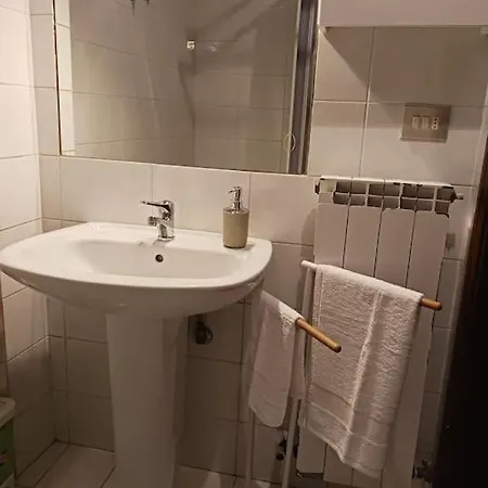 Casa Raffaela * グッビオ